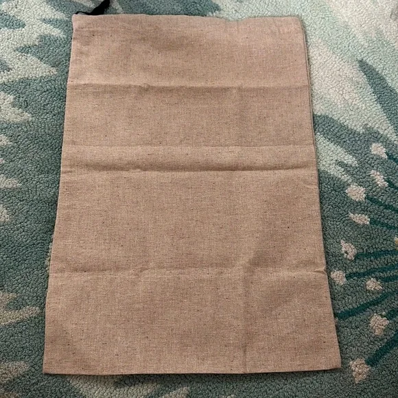 11.5x17” Gucci Dust Bag - Picture 2 of 2